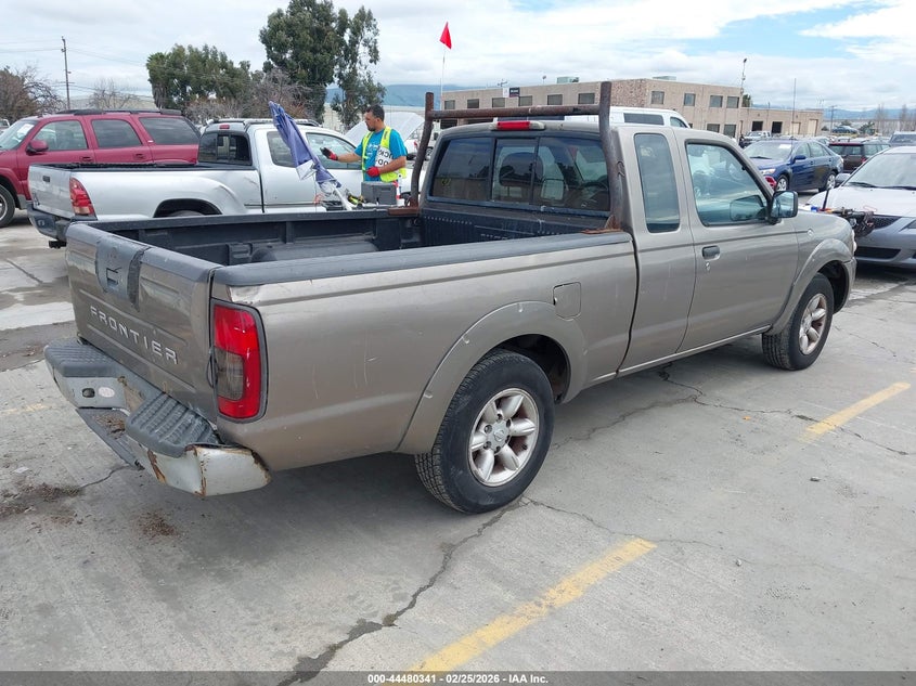 2003 Nissan Frontier Xe