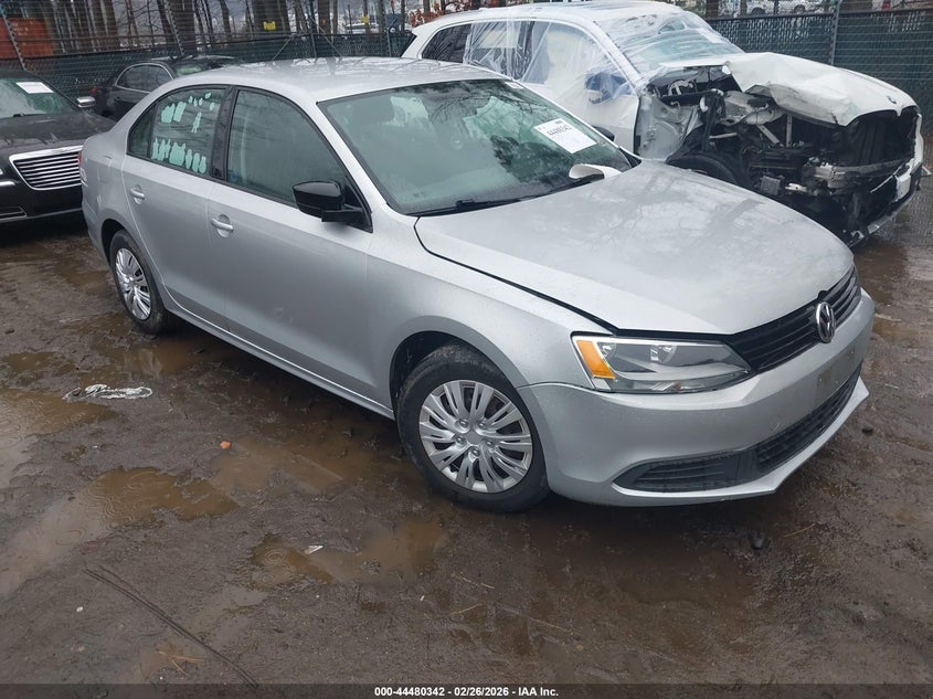 VOLKSWAGEN JETTA 2013. Lot# 44480342. VIN 3VW2K7AJ2DM275050. Photo 1
