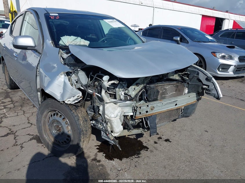 2012 Nissan Versa 1.6 1.6 Sv silver Lot 111044480365 Vin 3N1CN7AP8CL844980