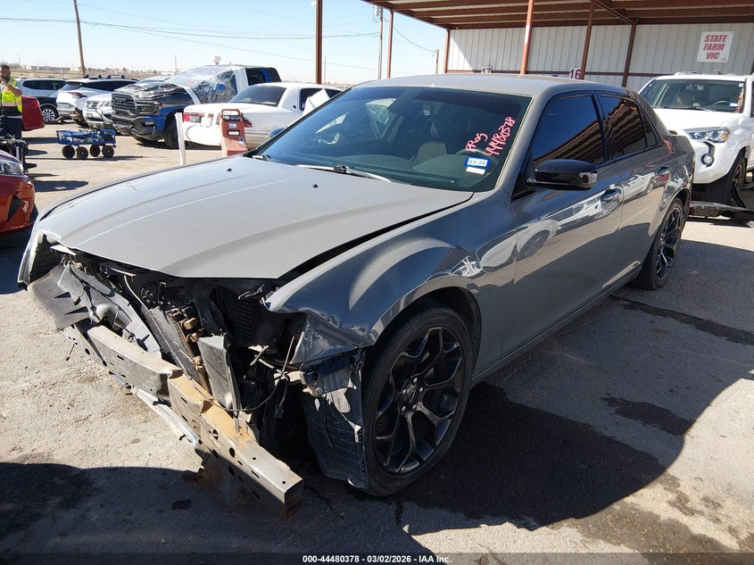 2019 Chrysler 300 Touring