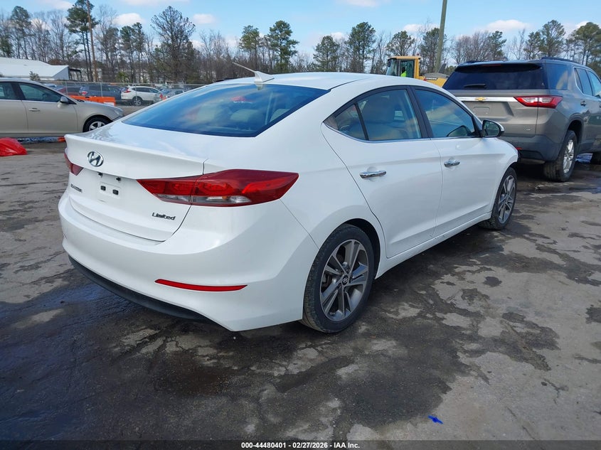 VIN 5NPD84LF7HH006443 2017 HYUNDAI ELANTRA LIMITED