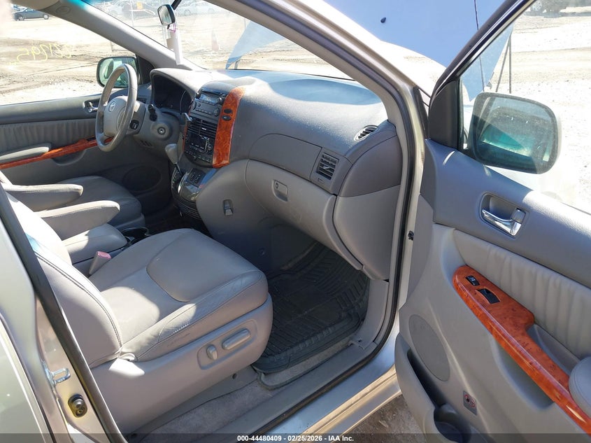 2008 Toyota Sienna Xle