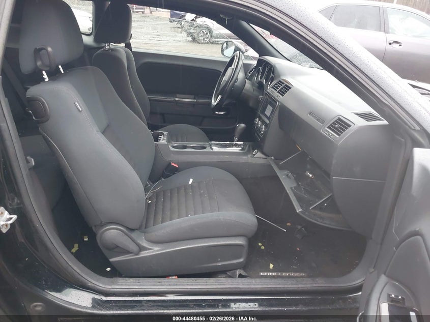 2012 Dodge Challenger Sxt