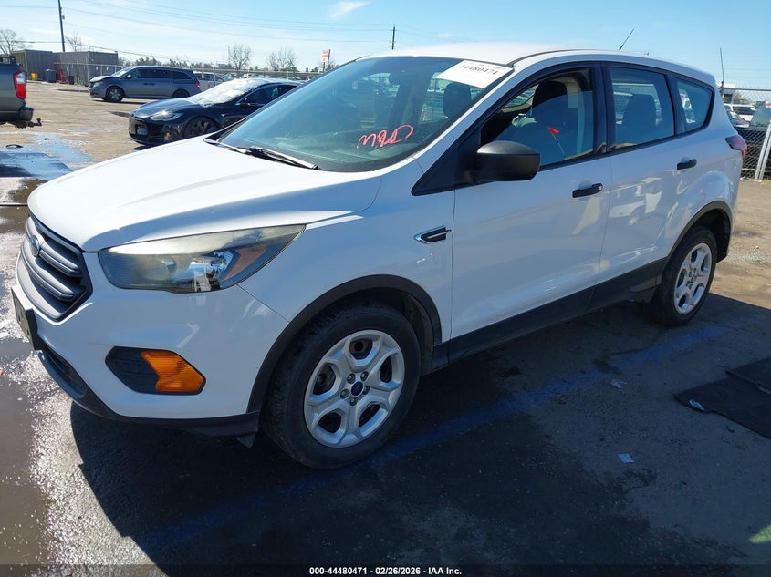 1FMCU0F72KUB79834 2019 FORD ESCAPE S photo 1