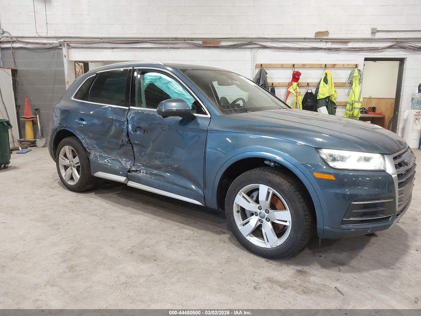 2018 Audi Q5 2.0T Premium/2.0T Tech Premium