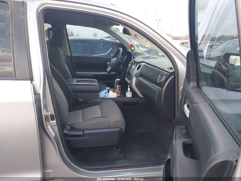 2017 Toyota Tundra Sr5 5.7L V8