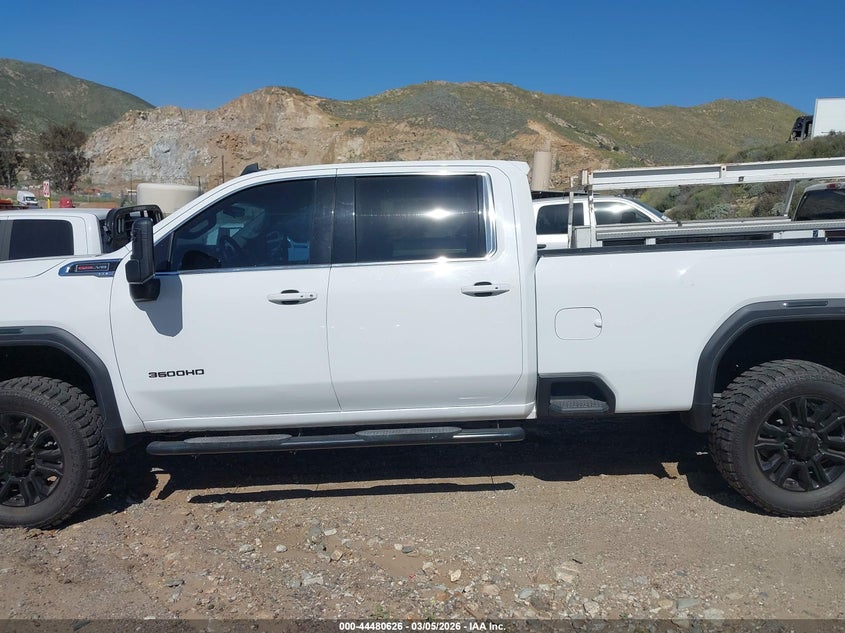 2020 Gmc SIERRA 3500Hd 4Wd Long Bed Sle/4Wd Standard Bed Sle white Lot 111044480626 Vin 1GT49TE77LF202561