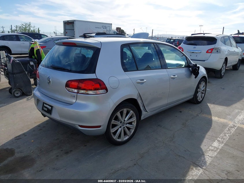 2014 Volkswagen Golf 2.0L Tdi
