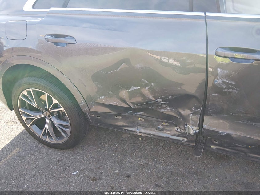 2025 Audi Q8 Premium Plus 55 Tfsi Quattro VIN: WA1BVBF14SD003866 Lot: 44480711