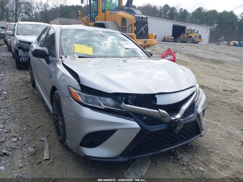 2020 Toyota Camry Se