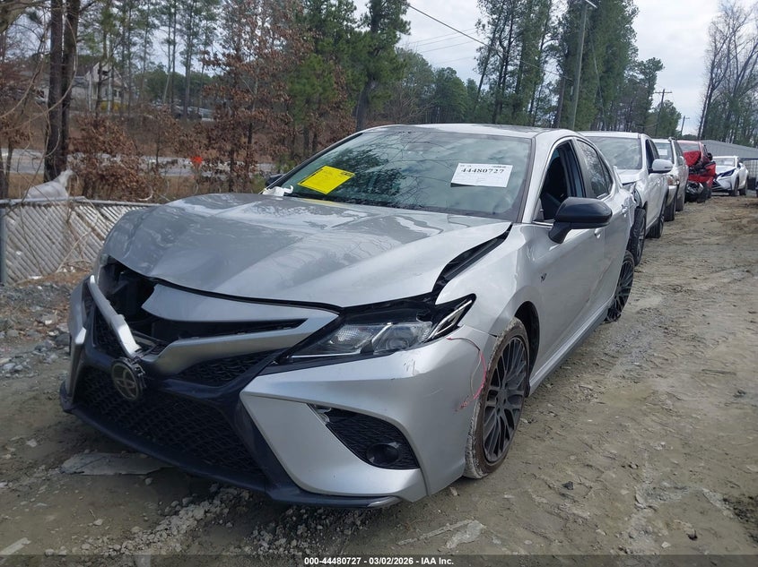 2020 Toyota Camry Se