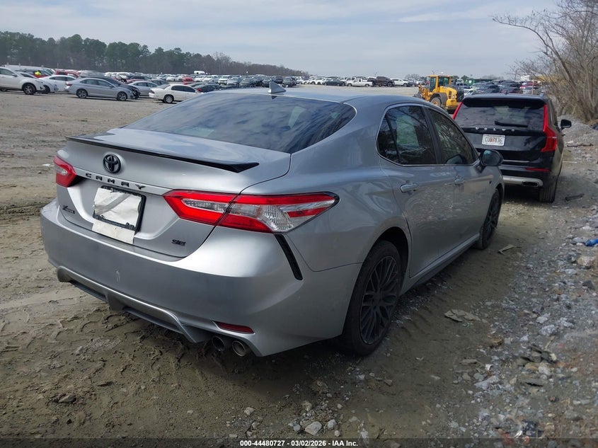 2020 Toyota Camry Se