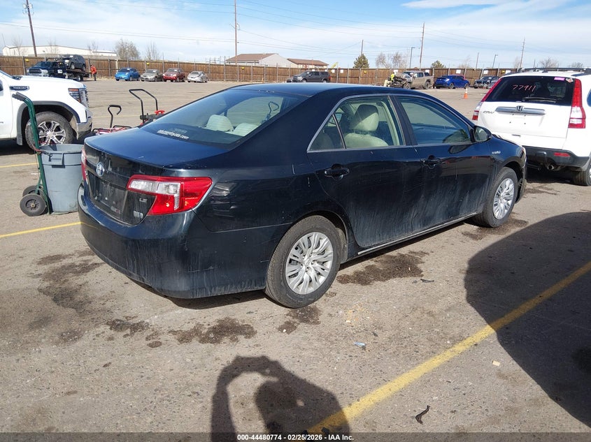 2014 Toyota Camry Hybrid Le
