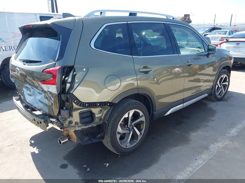 2023 Subaru Forester Touring