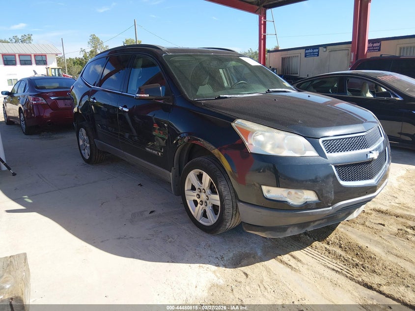 2009 CHEVROLET TRAVERSE LT