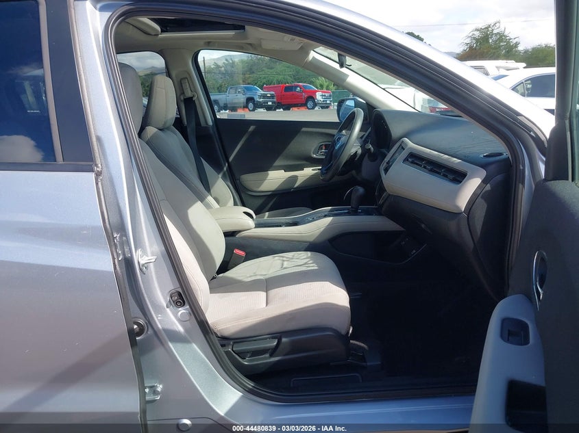 VIN 3CZRU5H59MM717518 2021 HONDA HR-V 2WD EX