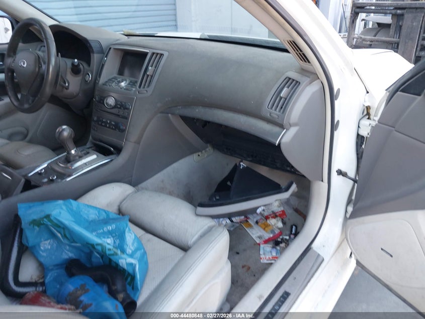 2012 Infiniti G37 Journey