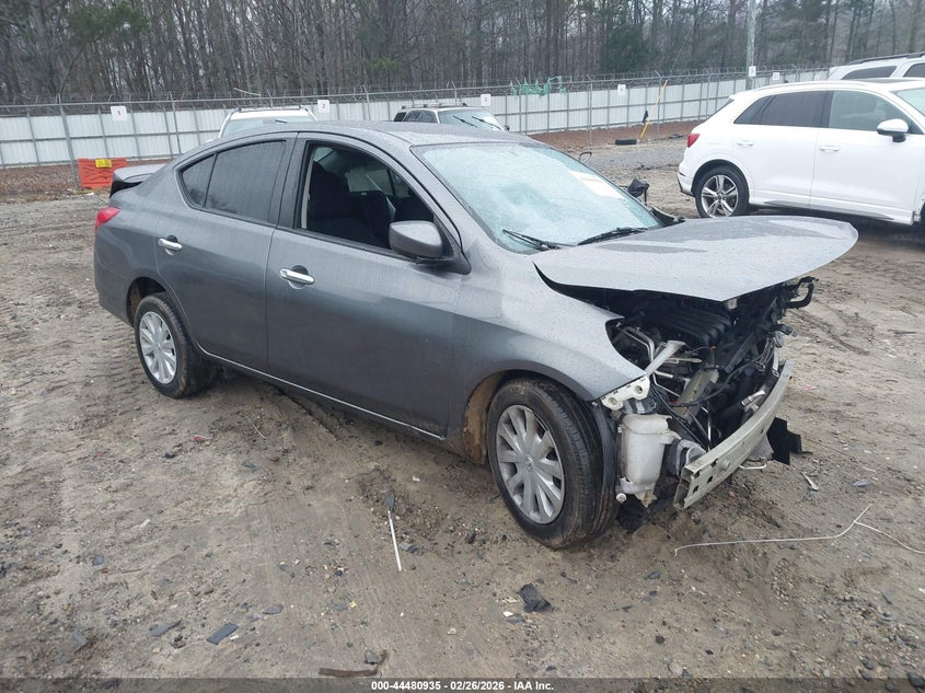 2018 NISSAN VERSA 1.6 SV