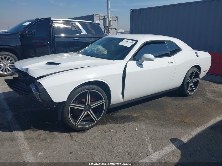 2C3CDZAG5HH629265 2017 Dodge Challenger 3.6 Sxt white