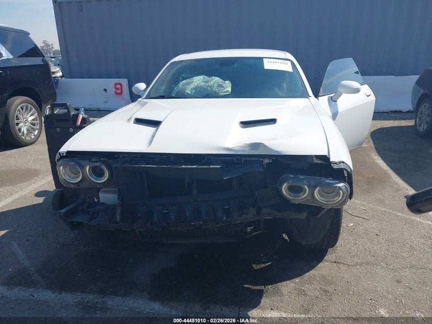 2017 Dodge Challenger 3.6 Sxt white Lot 111044481010 Vin 2C3CDZAG5HH629265