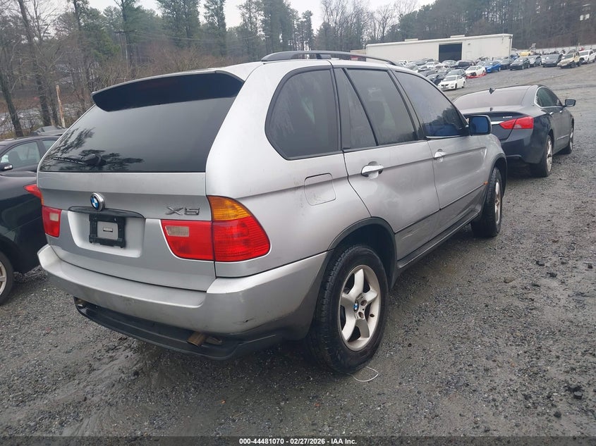 2002 BMW X5 3.0I
