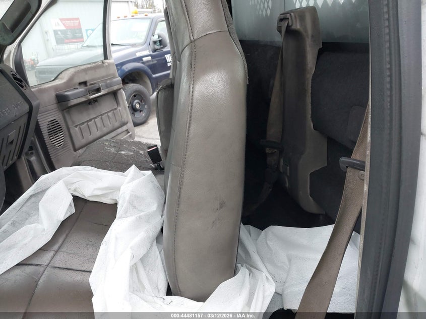 2008 Ford F-350 Chassis Xl/Xlt VIN: 1FDWF37528EE54899 Lot: 44481157
