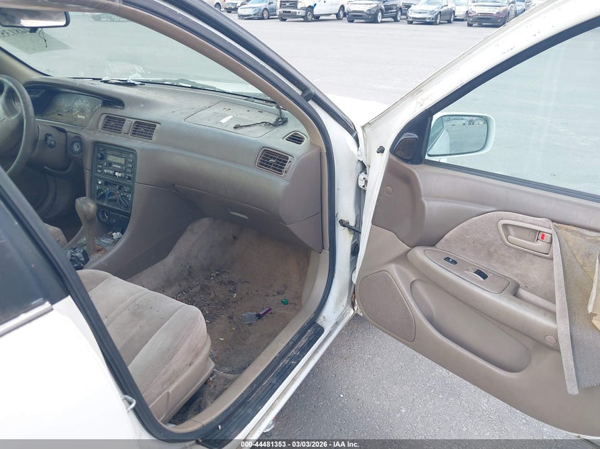 1999 Toyota Camry Le