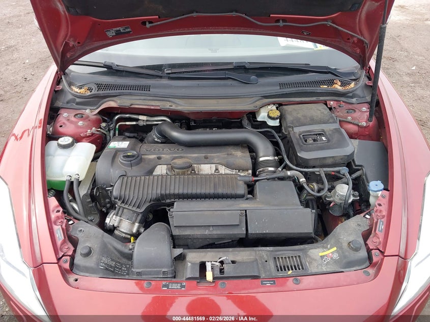 2011 Volvo C70 T5 VIN: YV1672MC6BJ115361 Lot: 44481569