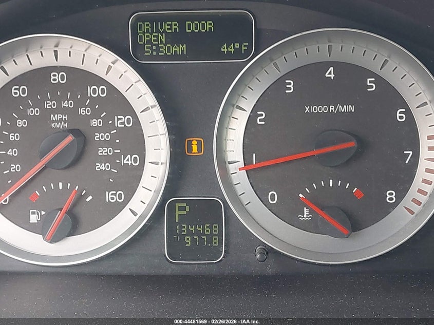 2011 Volvo C70 T5 VIN: YV1672MC6BJ115361 Lot: 44481569