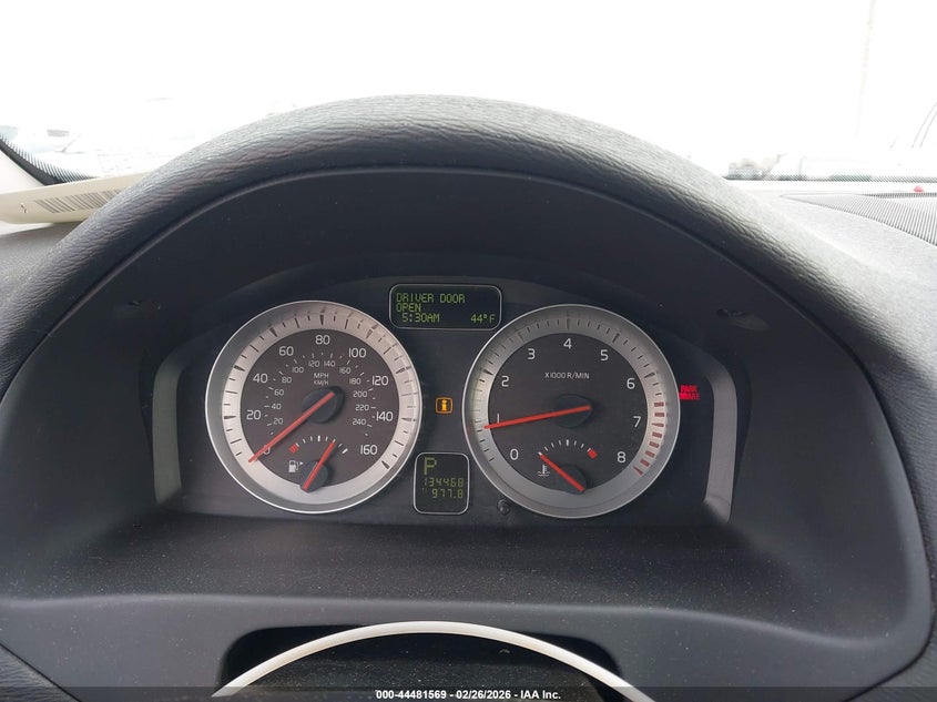 2011 Volvo C70 T5 VIN: YV1672MC6BJ115361 Lot: 44481569