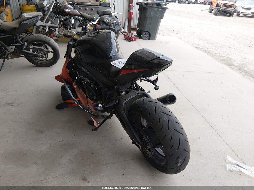 2023 Suzuki Gsx-R1000 R