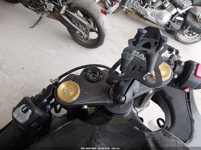 2023 Suzuki Gsx-R1000 R VIN: JS1DM11H4P7100162 Lot: 44481580