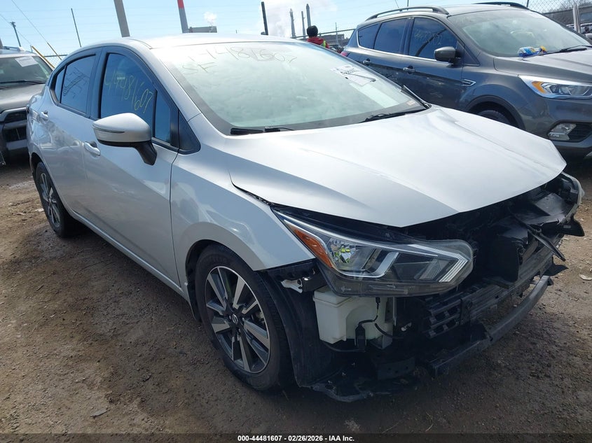 2021 Nissan Versa Sv Xtronic Cvt