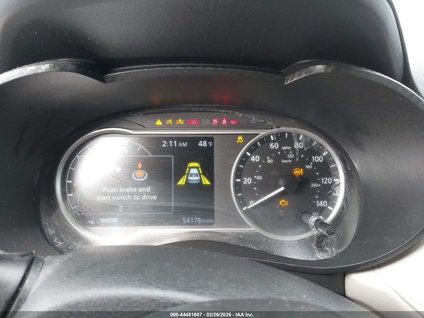 2021 Nissan Versa 1.6 Sv Xtronic Cvt silver Lot 111044481607 Vin 3N1CN8EVXML825508
