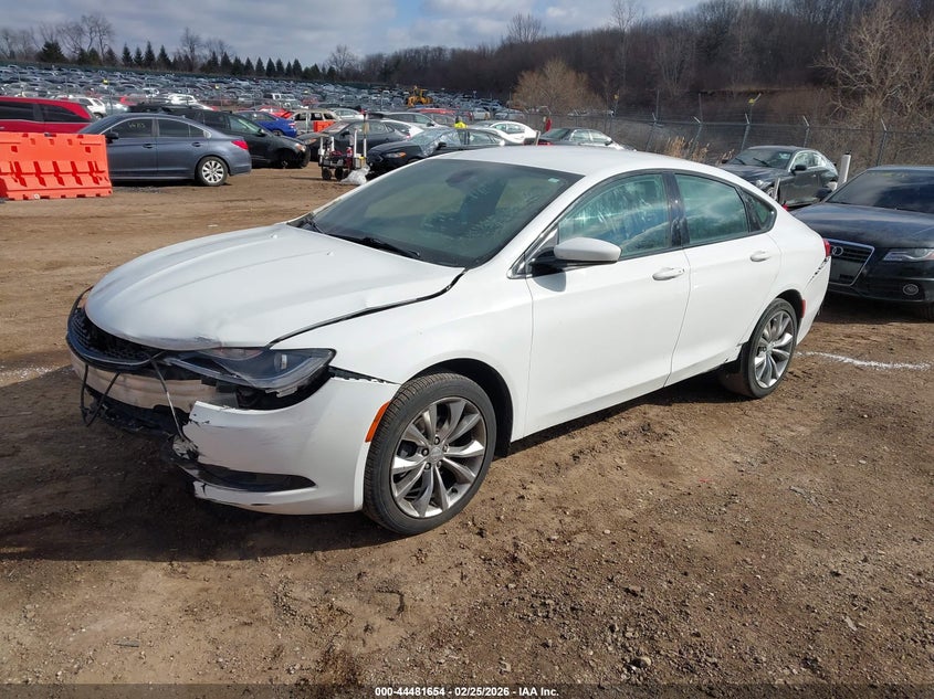 2015 Chrysler 200 S