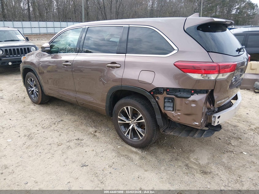 2017 Toyota Highlander Le Plus