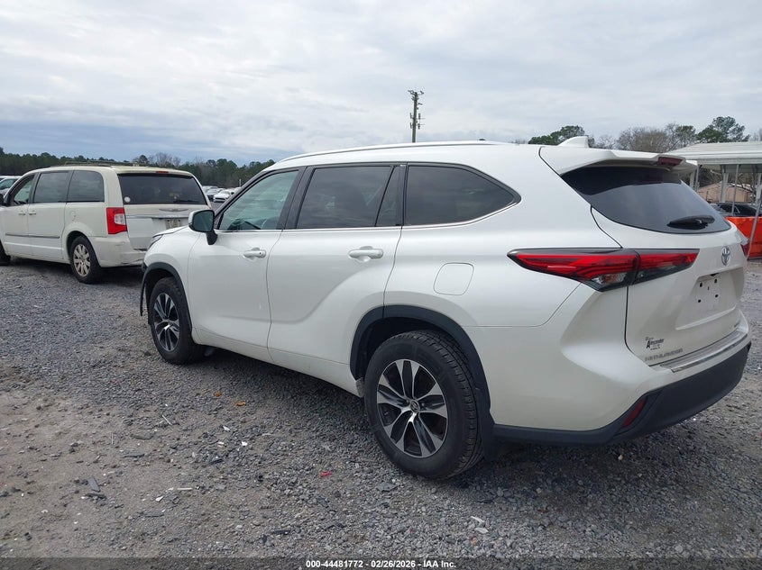 2021 Toyota Highlander Xle