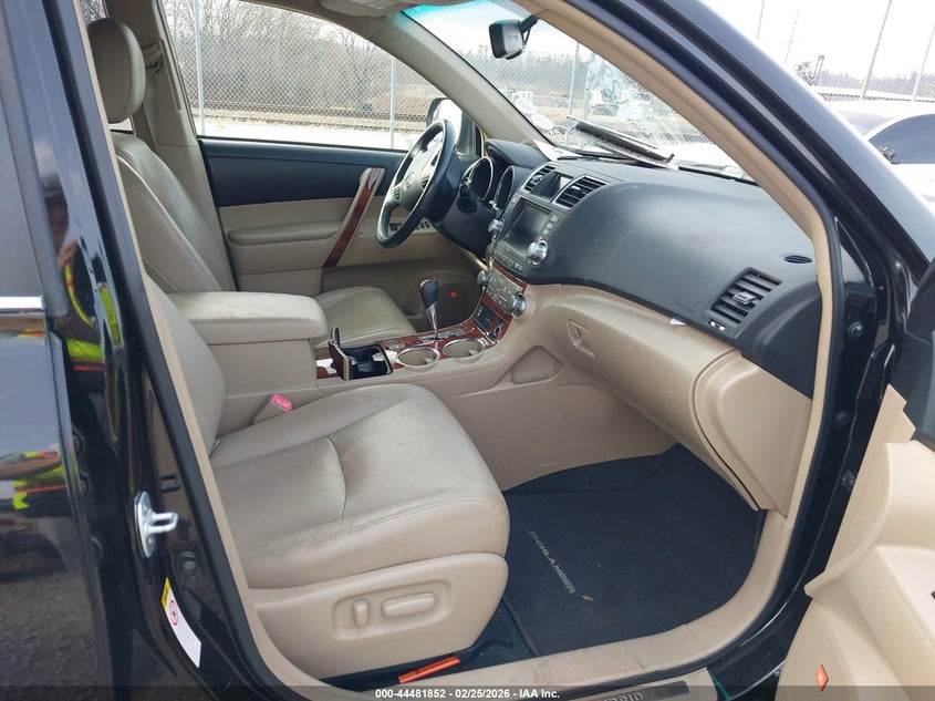 2011 Toyota Highlander Hybrid Limited V6