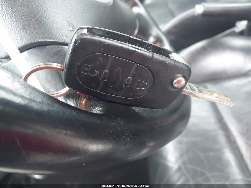 2001 Audi Tt VIN: TRUWT28N611014127 Lot: 44481872