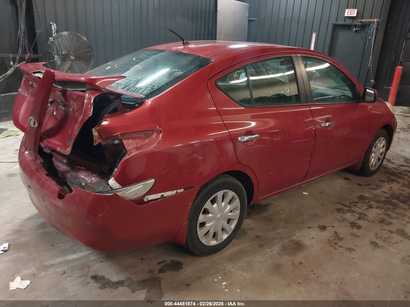 2013 Nissan Versa 1.6 Sv