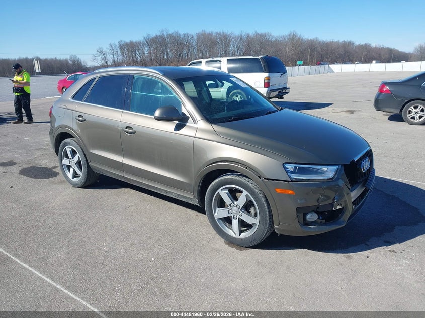 2015 Audi Q3 2.0T Premium Plus