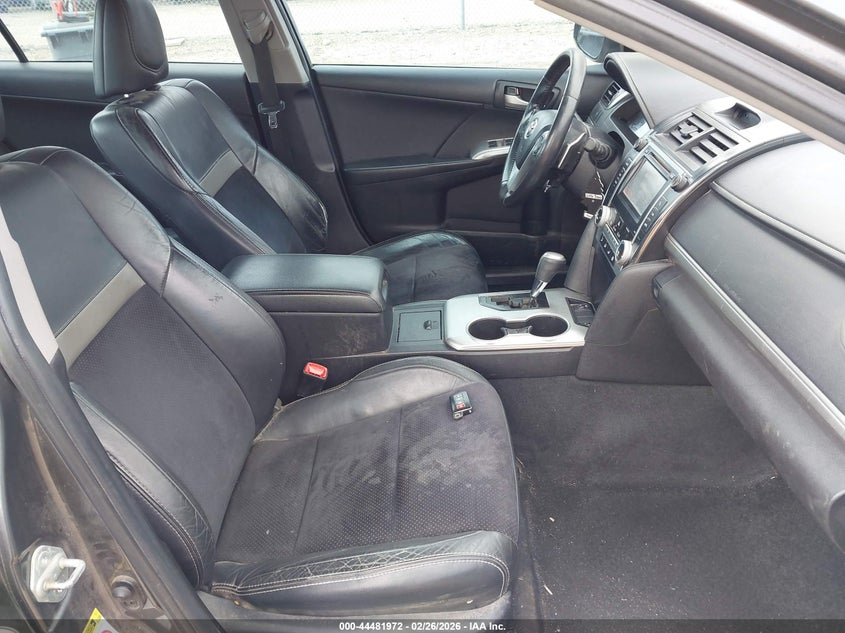 2012 Toyota Camry Se V6