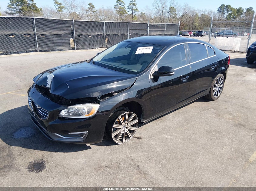 Vin: lyv402hkxjb179591, lot: 44978695, volvo s60 inscription t5 20182