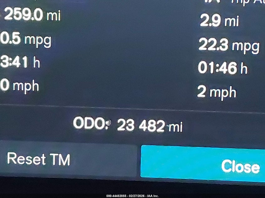 2025 Volvo Xc40 B5 Plus Dark Theme VIN: YV4L12UC8S2570441 Lot: 44482055