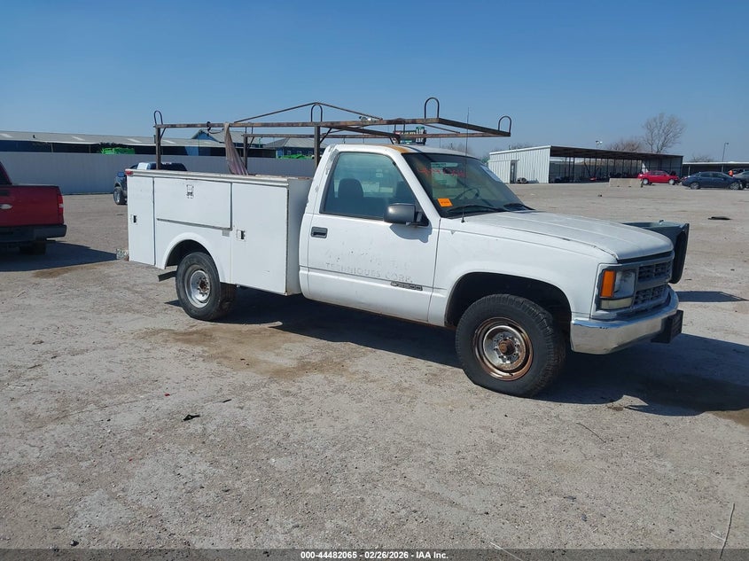 2000 Chevrolet C2500 Chassis