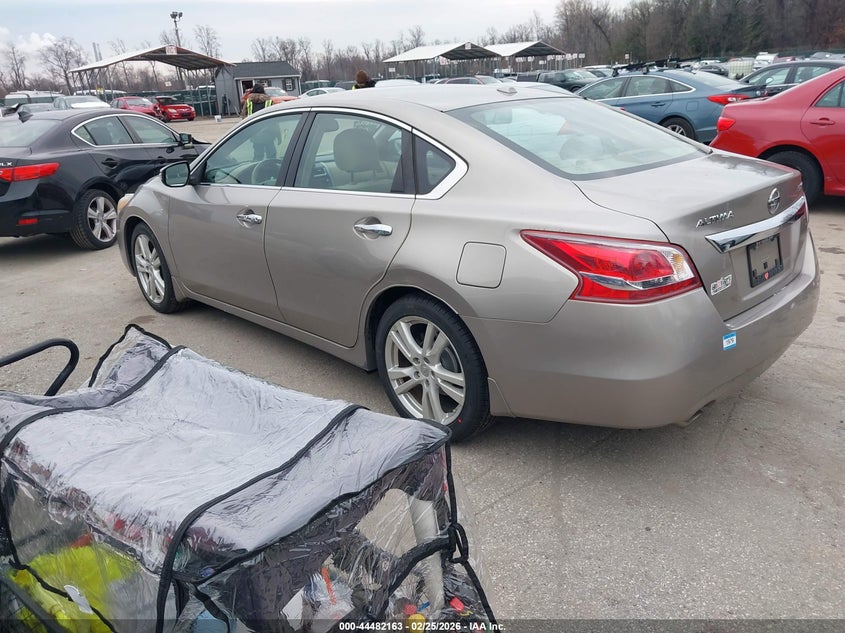 2013 Nissan Altima 3.5 Sv