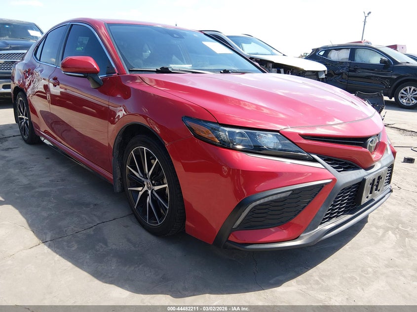 2022 Toyota Camry Se