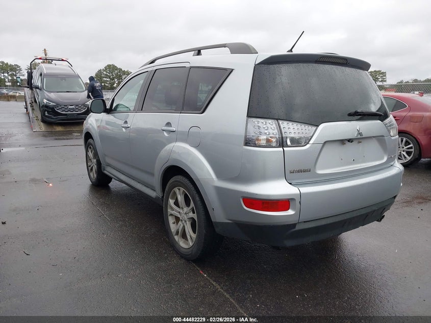 2011 Mitsubishi Outlander Es