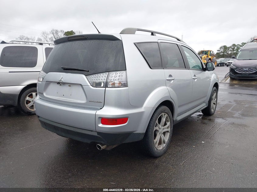 2011 Mitsubishi Outlander Es