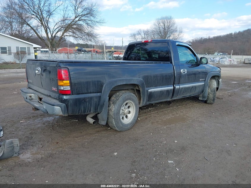 2004 GMC Sierra 1500 Work Truck